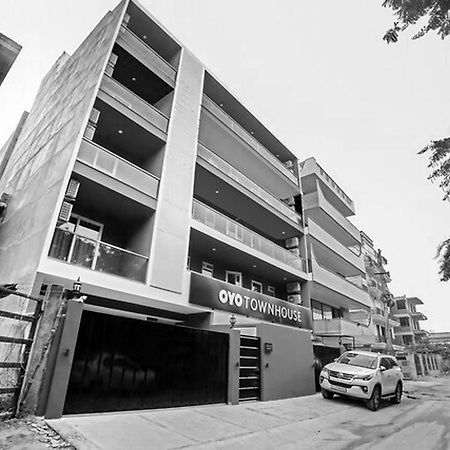 Hotel Super Townhouse Near Appu Ghar Gurgaon Exterior foto