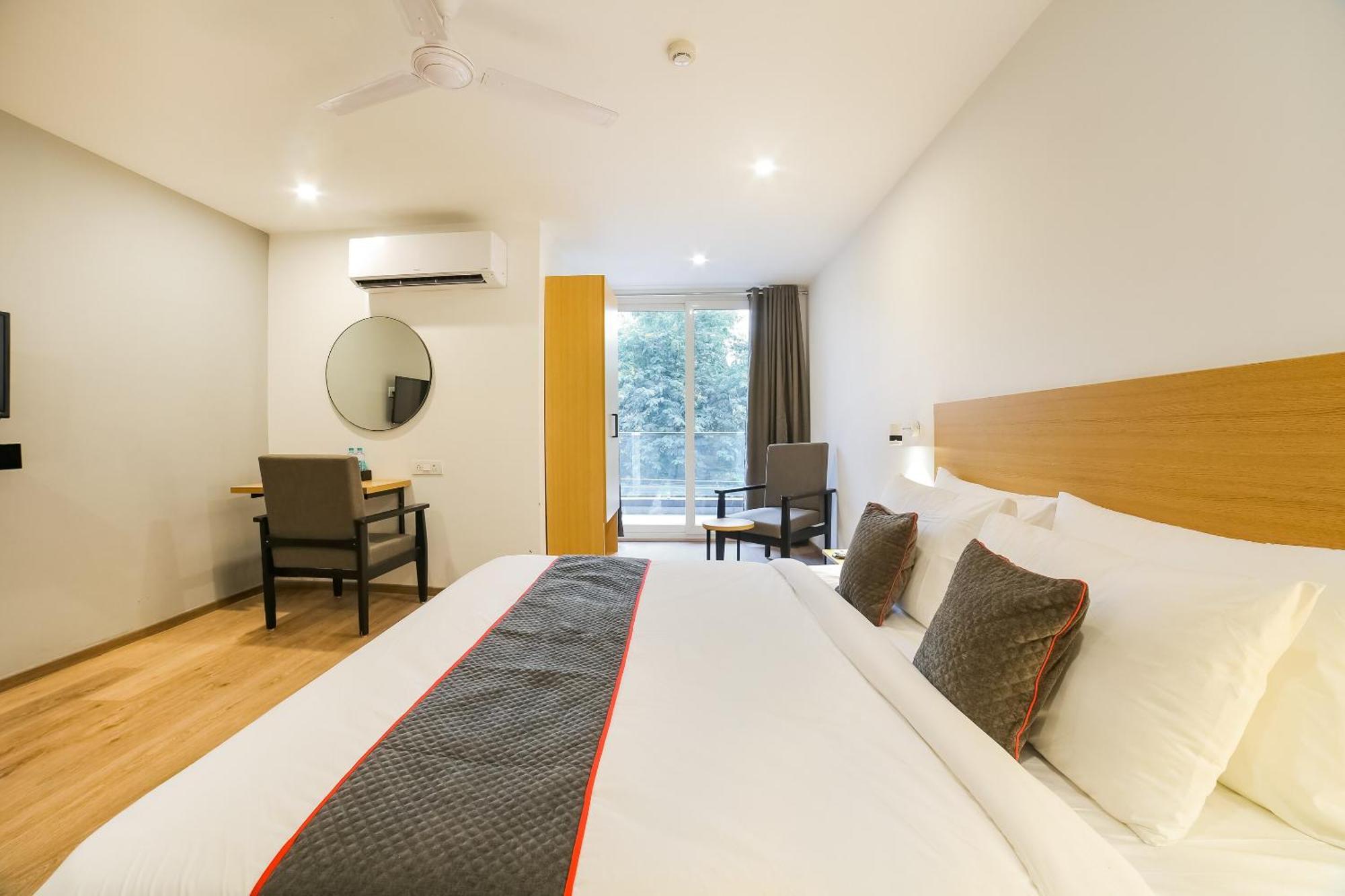 Hotel Super Townhouse Near Appu Ghar Gurgaon Exterior foto